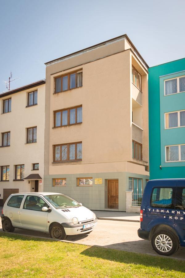 צ'סקה בודיוביצה Alton Garni Hotel מראה חיצוני תמונה